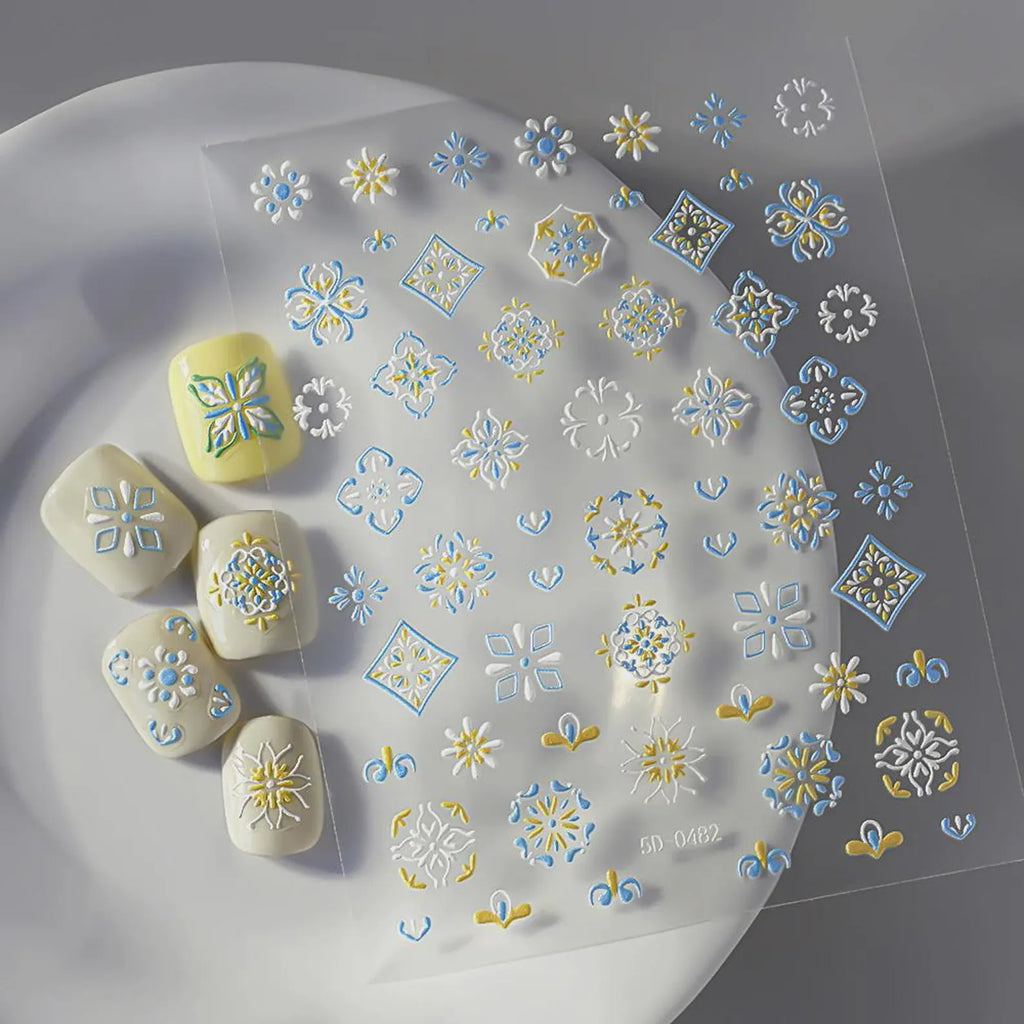 3D Bloom: Lebendige Präge-Blumen-Nagelkunst-Sticker